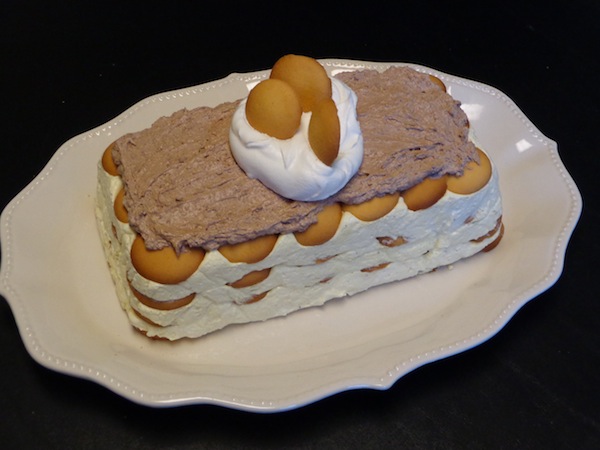 layered eggnog eclair dessert