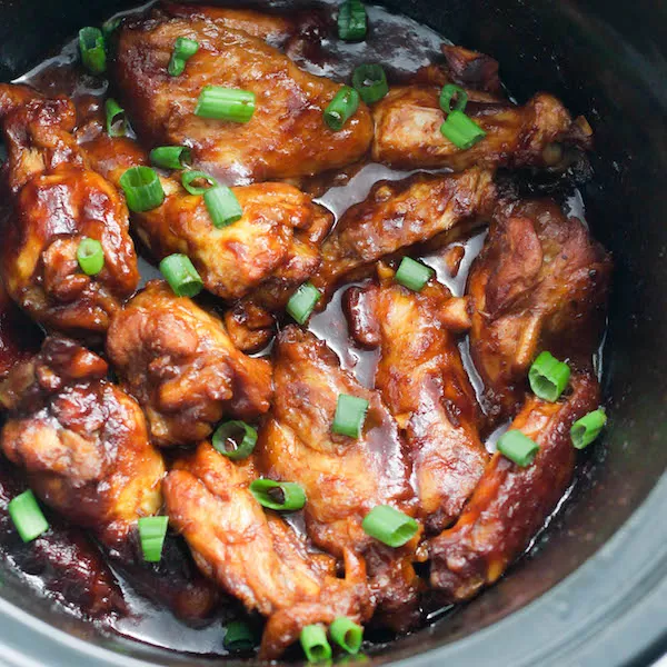 wings with barbecue sauce