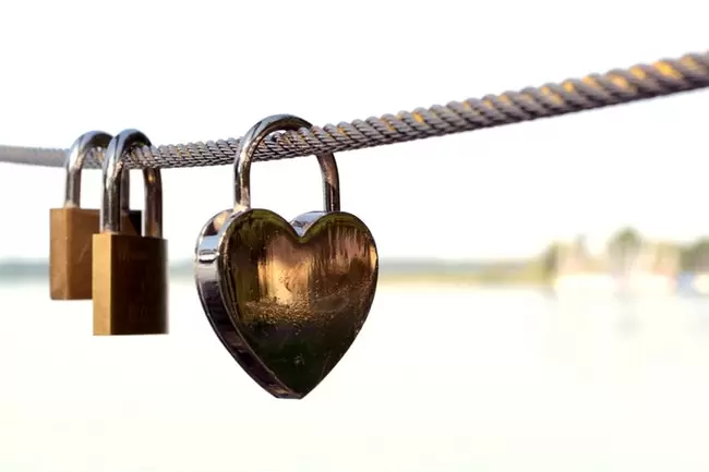 heart lock on a long rope