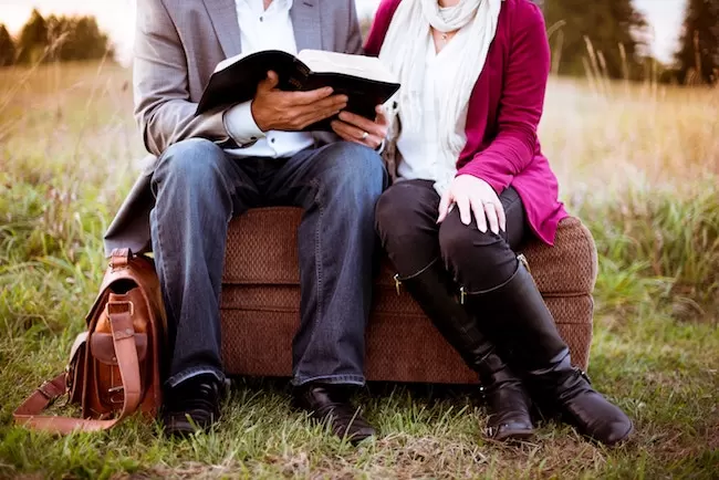 couple reading bible
