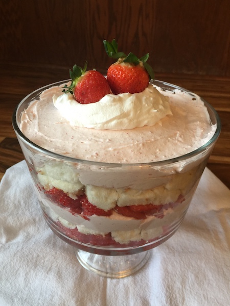 strawberry shortcake trifle